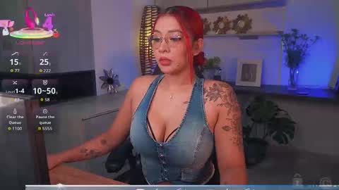 Snapshot of team_soler chatting on 09/30/25, 10:04 Loren Soler Sophie Soler 19 years online show from 09/30/25, 10:04