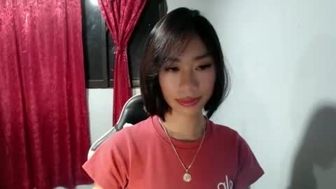 Snapshot of teamo_kiara chatting on 06/21/26, 10:51 your future wife online show from 06/21/26, 10:51