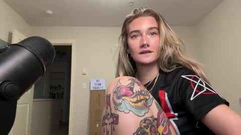 Katy online show from 09/27/25, 02:05