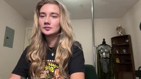 Katy online show from 12/16/25, 03:44