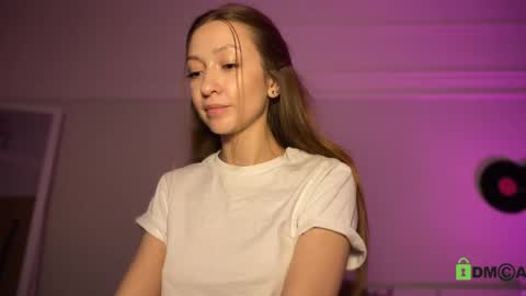 Snapshot of tease_eve_lure chatting on 05/25/26, 07:20 call me Eva online show from 05/25/26, 07:20