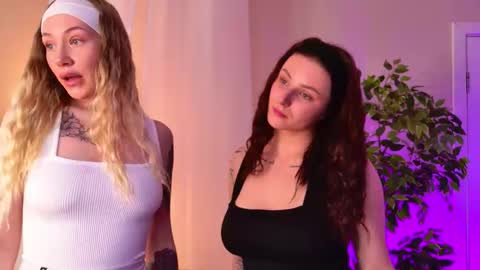 Eva  Emilia online show from 10/16/25, 01:01