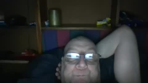 Snapshot of tebb61 chatting on 03/31/26, 08:04 Mark online show from 03/31/26, 08:04