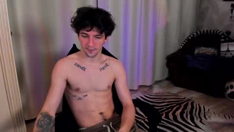 Teddy online show from 01/14/25, 03:22