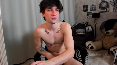 Teddy online show from 01/15/25, 04:36