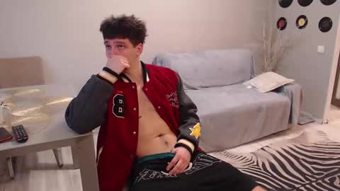 Teddy online show from 09/30/25, 11:15