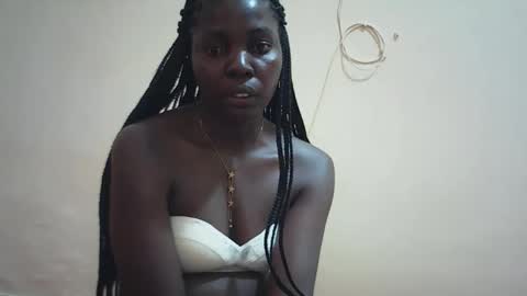 Snapshot of teddyquinsly28 chatting on 04/19/26, 12:37 teddyquinsly28 online show from 04/19/26, 12:37