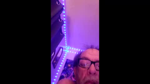 Snapshot of tedestep2 chatting on 02/01/26, 10:14 tedestep2 online show from 02/01/26, 10:14
