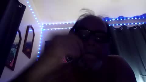 Snapshot of tedestep2 chatting on 02/18/26, 03:02 tedestep2 online show from 02/18/26, 03:02