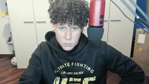 Snapshot of tedhmicro25 chatting on 02/18/25, 07:09 tedhmicro25 online show from 02/18/25, 07:09