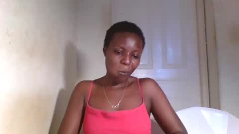 Snapshot of tee_kaicy chatting on 12/16/24, 06:32 kaicy online show from 12/16/24, 06:32