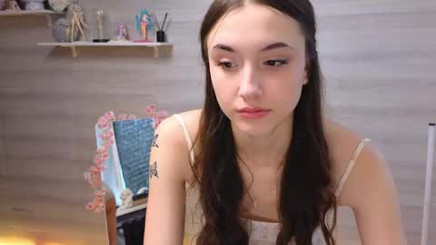 Alice and Cassie online show from 05/31/26, 03:26