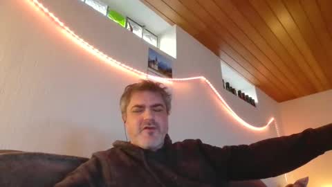 Peter online show from 02/25/25, 07:31
