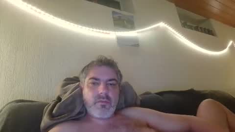 Snapshot of teeforyou chatting on 10/02/25, 06:37 Peter online show from 10/02/25, 06:37