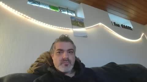 Snapshot of teeforyou chatting on 10/30/25, 07:54 Peter online show from 10/30/25, 07:54