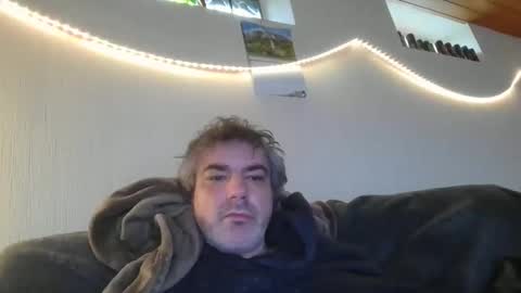 Snapshot of teeforyou chatting on 01/11/26, 02:00 Peter online show from 01/11/26, 02:00