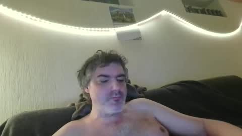 Snapshot of teeforyou chatting on 01/18/26, 06:55 Peter online show from 01/18/26, 06:55