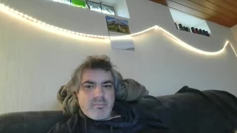 Snapshot of teeforyou chatting on 02/10/26, 01:26 Peter online show from 02/10/26, 01:26