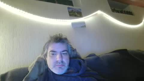 Snapshot of teeforyou chatting on 02/11/26, 06:13 Peter online show from 02/11/26, 06:13