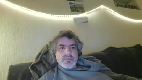 Snapshot of teeforyou chatting on 03/10/26, 03:11 Peter online show from 03/10/26, 03:11