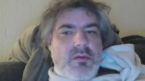 Snapshot of teeforyou chatting on 04/04/26, 01:37 Peter online show from 04/04/26, 01:37