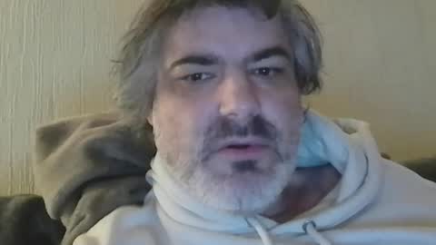 Snapshot of teeforyou chatting on 04/07/26, 02:01 Peter online show from 04/07/26, 02:01