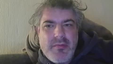 Snapshot of teeforyou chatting on 04/12/26, 08:25 Peter online show from 04/12/26, 08:25