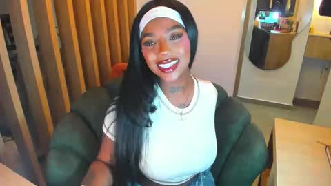 Snapshot of teerry__ chatting on 02/18/26, 12:17 Teerry online show from 02/18/26, 12:17