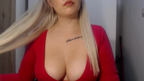 Teeyara  online show from 09/26/25, 04:11