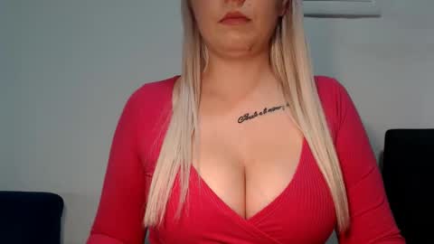 Teeyara  online show from 10/01/25, 06:25