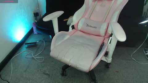 tefy_bratz online show from 01/22/25, 07:57