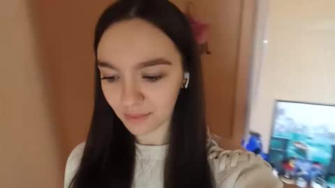 Kimi online show from 11/13/25, 12:48