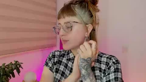 Snapshot of tekila__ chatting on 07/02/26, 03:23 tekila__ online show from 07/02/26, 03:23