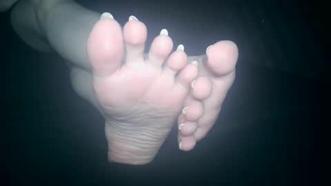 Viv West online show from 09/29/25, 04:06