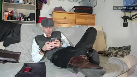 Virg Lszl online show from 12/27/24, 03:37