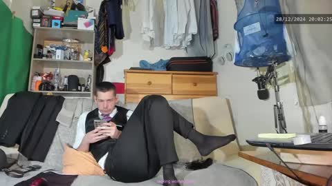 Virg Lszl online show from 12/28/24, 07:01