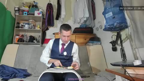 Virg Lszl online show from 12/29/24, 04:19