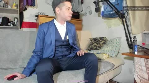 Virg Lszl online show from 12/30/24, 07:26