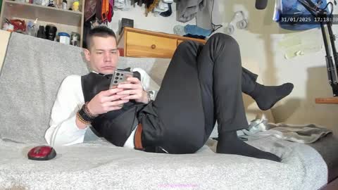 Virg Lszl online show from 01/31/25, 04:17