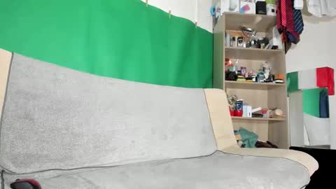 Snapshot of telepaticman chatting on 11/15/25, 02:53 Virg Lszl online show from 11/15/25, 02:53