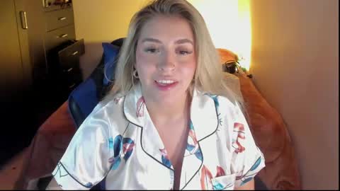 Sara online show from 04/28/26, 05:45