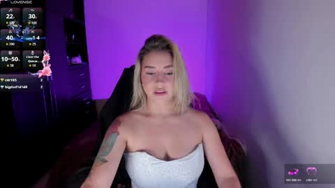 Sara online show from 05/14/26, 01:29