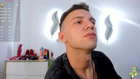 Andy aka TEMPTATIONTWINK online show from 05/20/26, 07:09