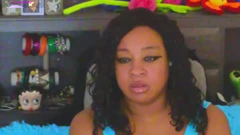 Snapshot of temptressbeauty24 chatting on 09/19/25, 05:09 Gaia online show from 09/19/25, 05:09