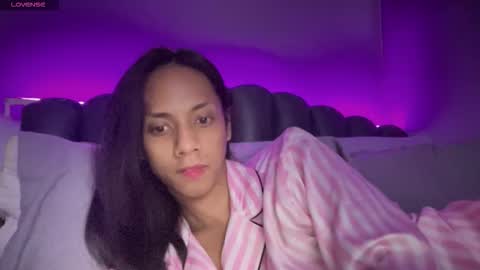 Snapshot of temptressxruby chatting on 12/18/25, 06:14 TemptressxRuby online show from 12/18/25, 06:14