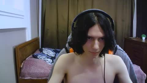 Snapshot of temptvelvet chatting on 11/03/25, 03:24 temptvelvet online show from 11/03/25, 03:24