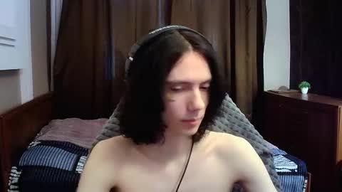 Snapshot of temptvelvet chatting on 12/04/25, 08:34 temptvelvet online show from 12/04/25, 08:34