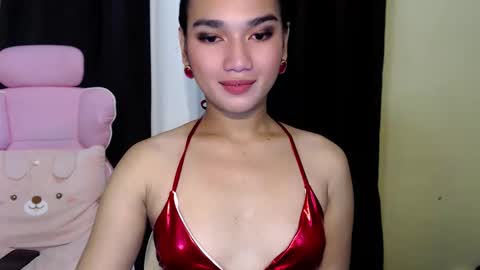 TransGoddessZhandria online show from 05/16/26, 04:31