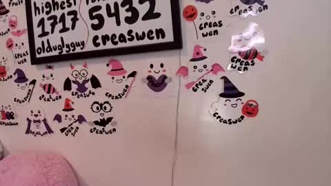 Snapshot of ten_tickle_pixie chatting on 10/08/25, 10:07 Pixie and Tentacle Overlord online show from 10/08/25, 10:07