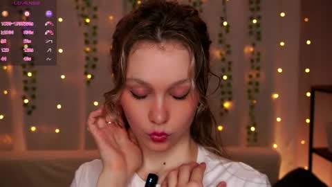 Hey Im Aneta  online show from 07/04/26, 06:47